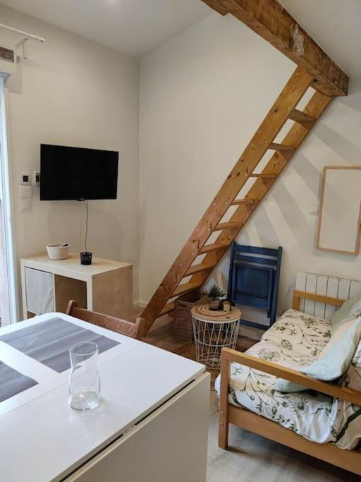 Studio Independant Saint-Andre-de-Sangonis Экстерьер фото